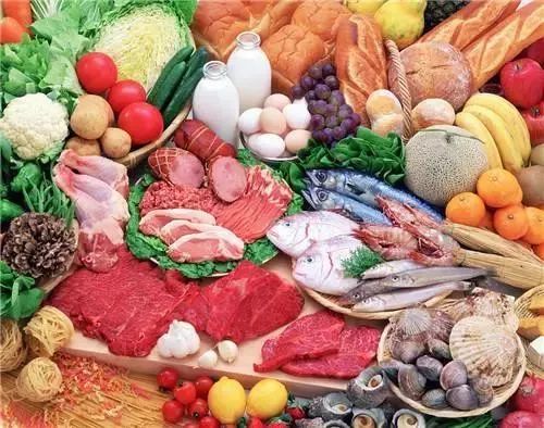 三歲女孩因每天兩碗湯患上痛風，痛到走不動路。醫生直呼 這東西得嚴格限制！